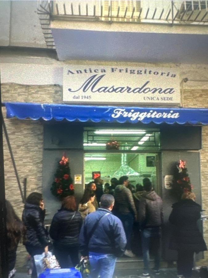 Yohanaholiday Nápoles Exterior foto
